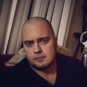 Meet your Posher, Dustin